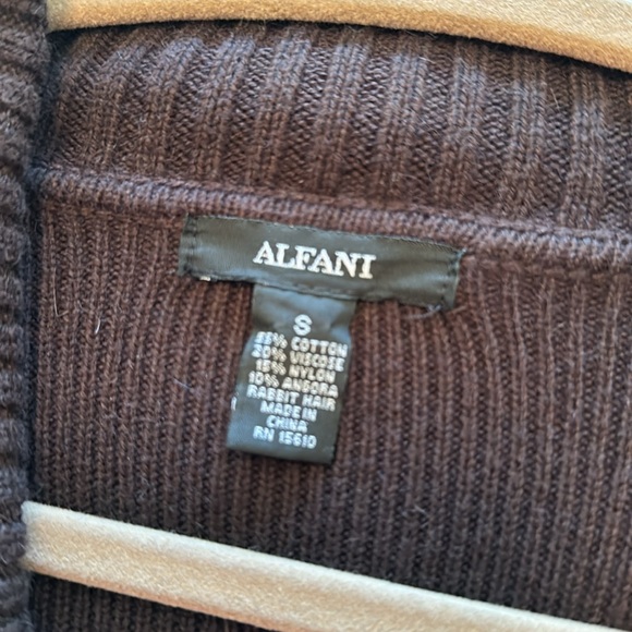 Alfani Sweater - Picture 9 of 9